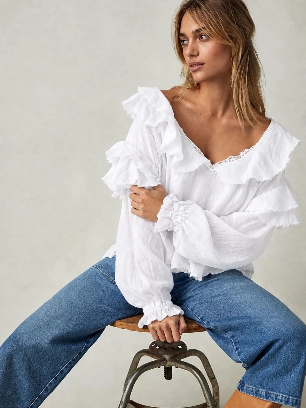 SMALL NWOT FREE PEOPLE RUFFLE LINEN TOP
